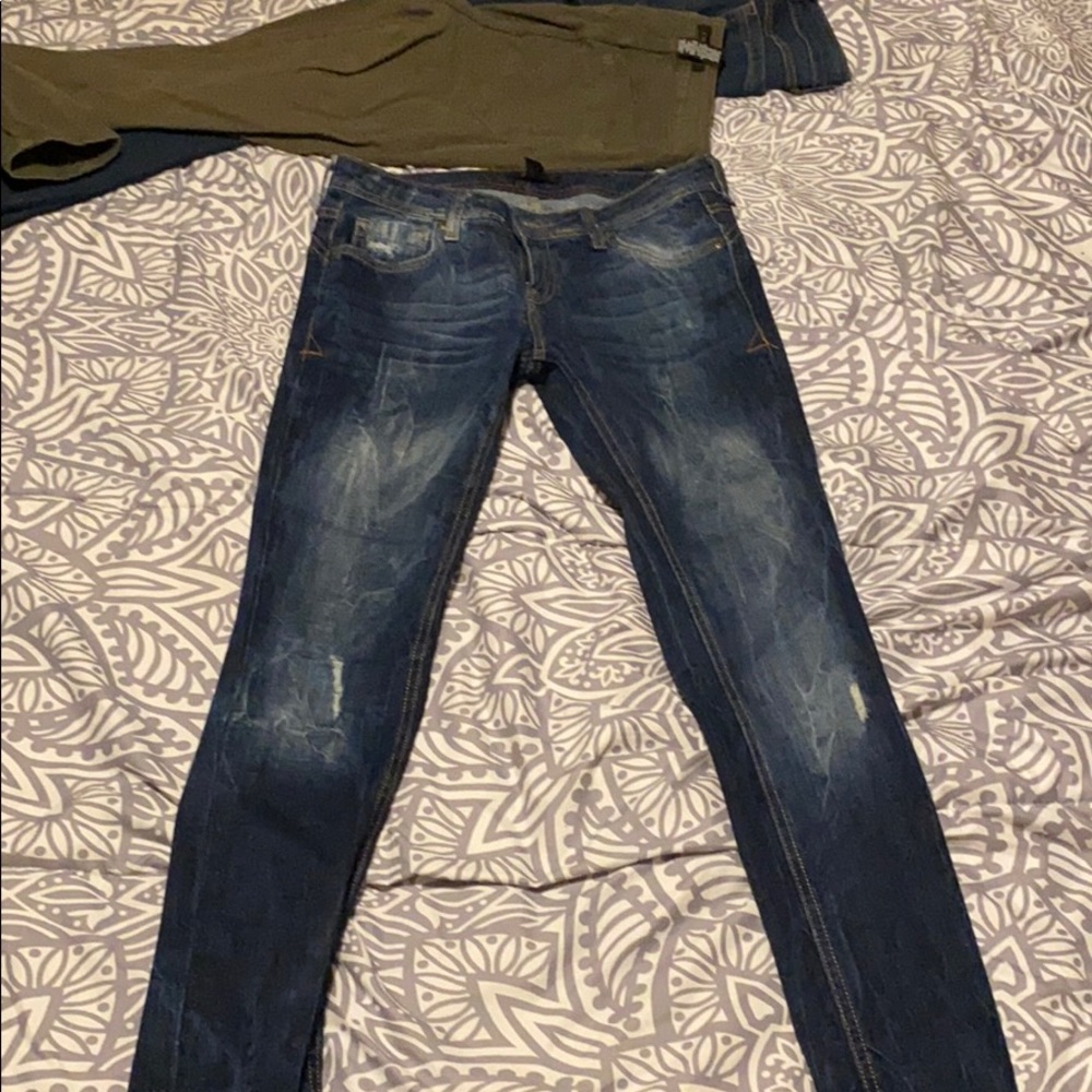Jeans